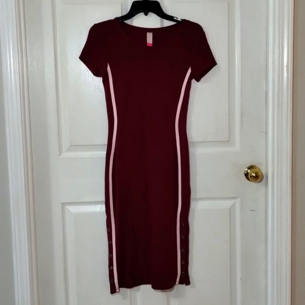 Burgundy Sporty Fitted Midi